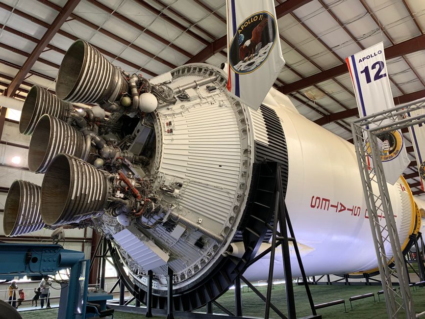 The Unsung Engineers of the Apollo Guidance Computer: How Software Pioneers Kept Astronauts on Course